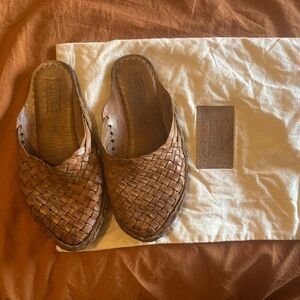 Mohinder leather sandals